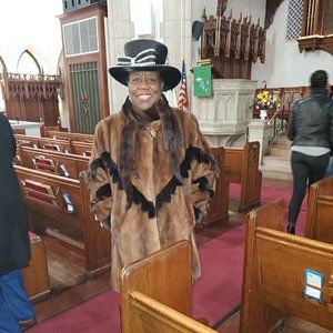 Meet your Posher, Ladonna